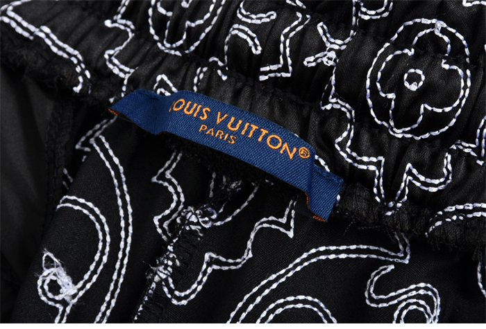 루이비통 LV 아라베스크 모노그램 프린트 슬리브드 실크 반바지