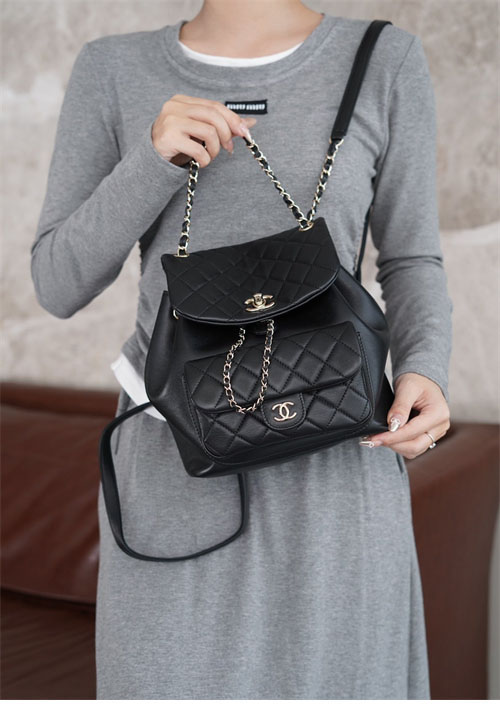 샤넬 24P 듀마 백팩 라지 블랙