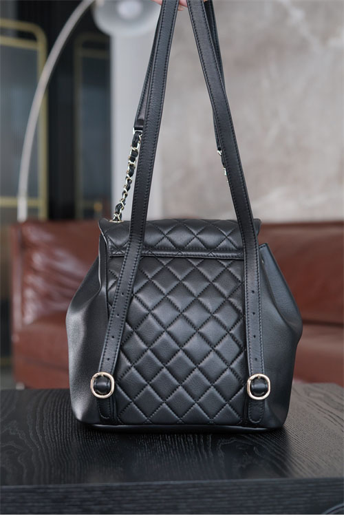 샤넬 24P 듀마 백팩 라지 블랙