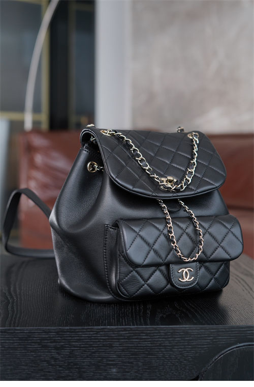 샤넬 24P 듀마 백팩 라지 블랙