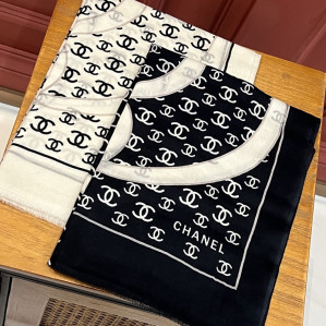 샤넬 캐시미어 리버서블 CC 빅 로고 패턴 머플러