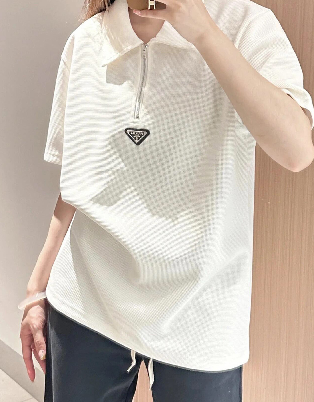 프라다 와플 스틸 와펜 반팔 폴로 카라 티셔츠 “2COLOR”