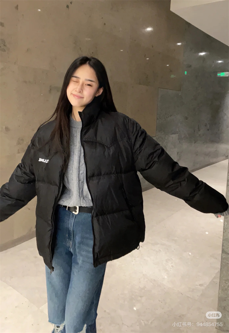 셀린느 트리옹프 모노그램 나일론 자카드 다운 패딩 자켓