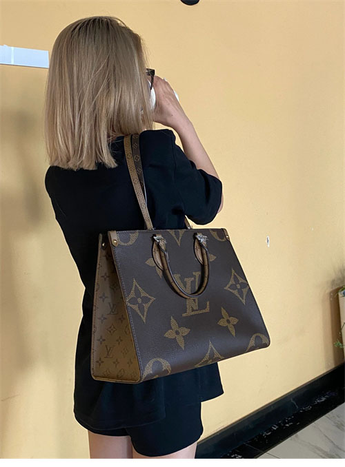 루이비통 온더고 MM 모노그램 M45321