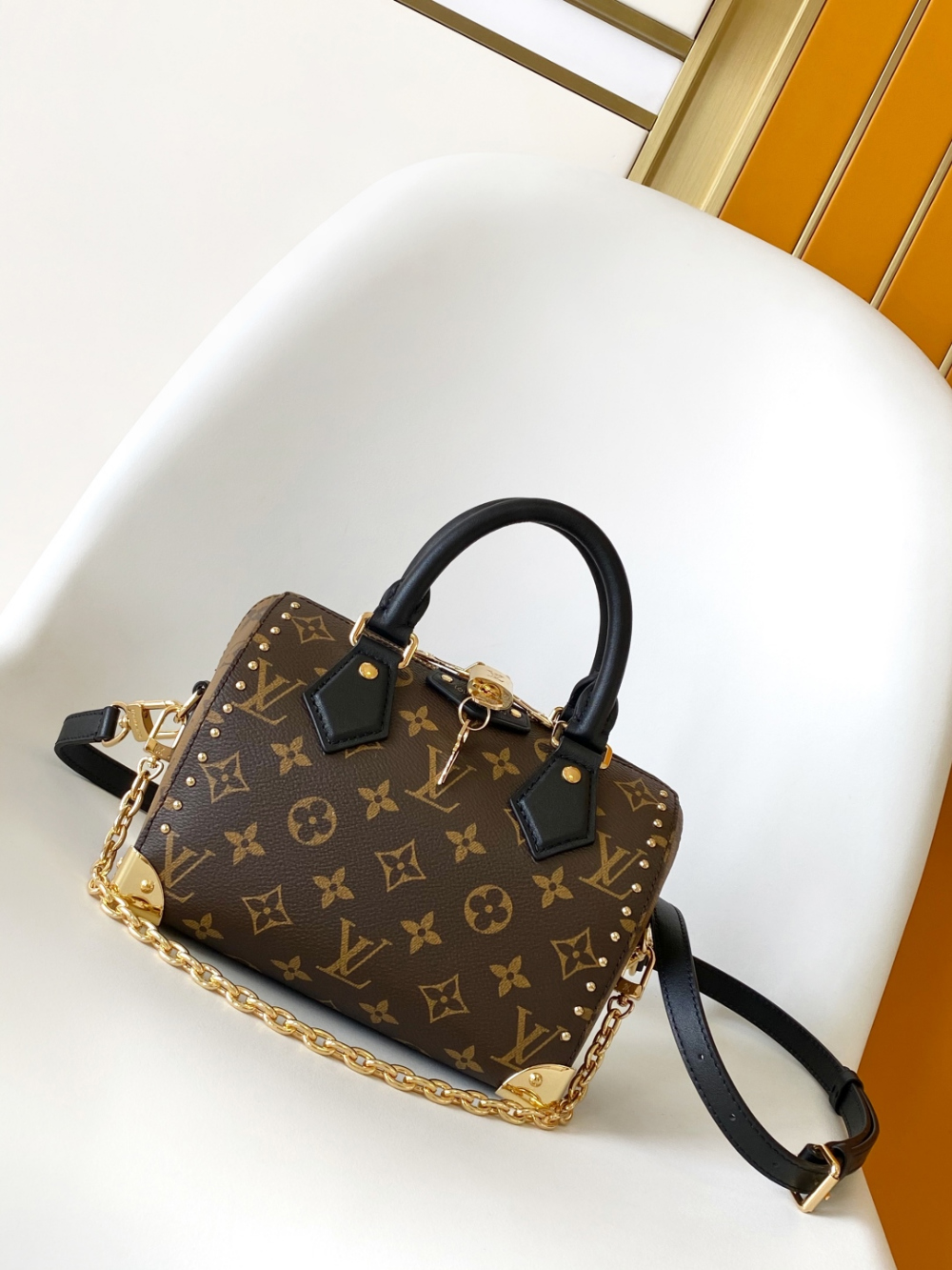 Louis Vuitton Speedy Trunk 20