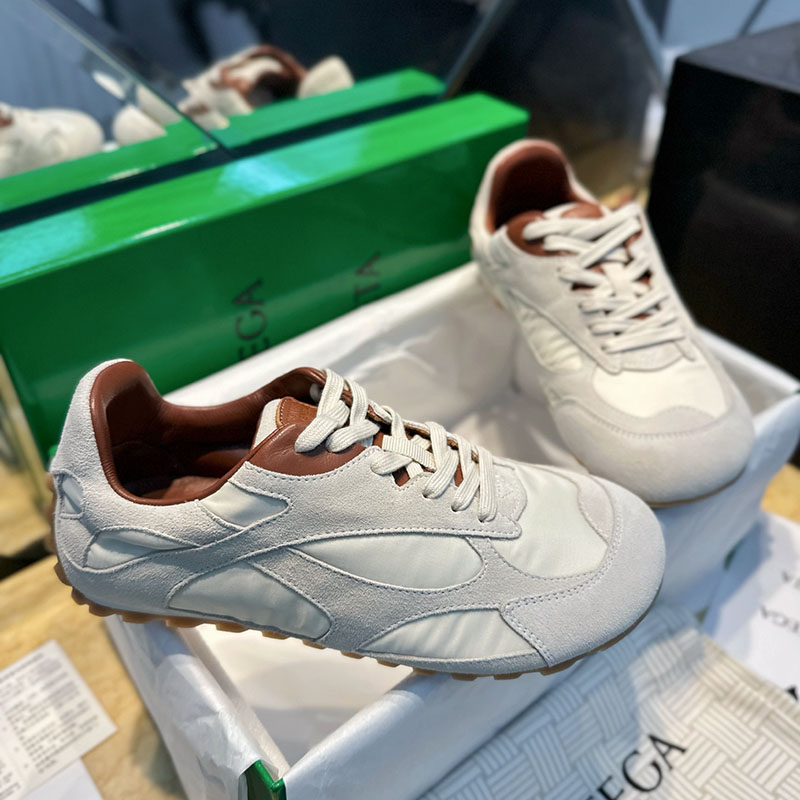 보테가베네타 오르빗 플래시 스니커즈