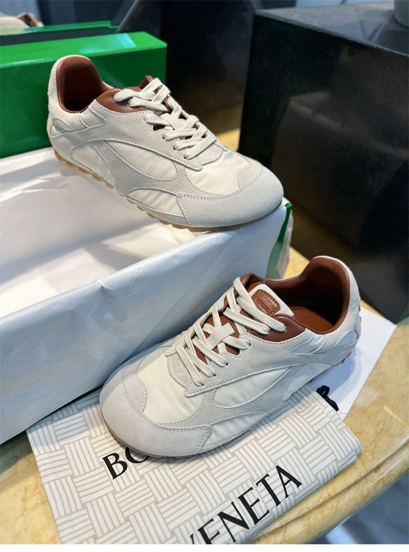 보테가베네타 오르빗 플래시 스니커즈