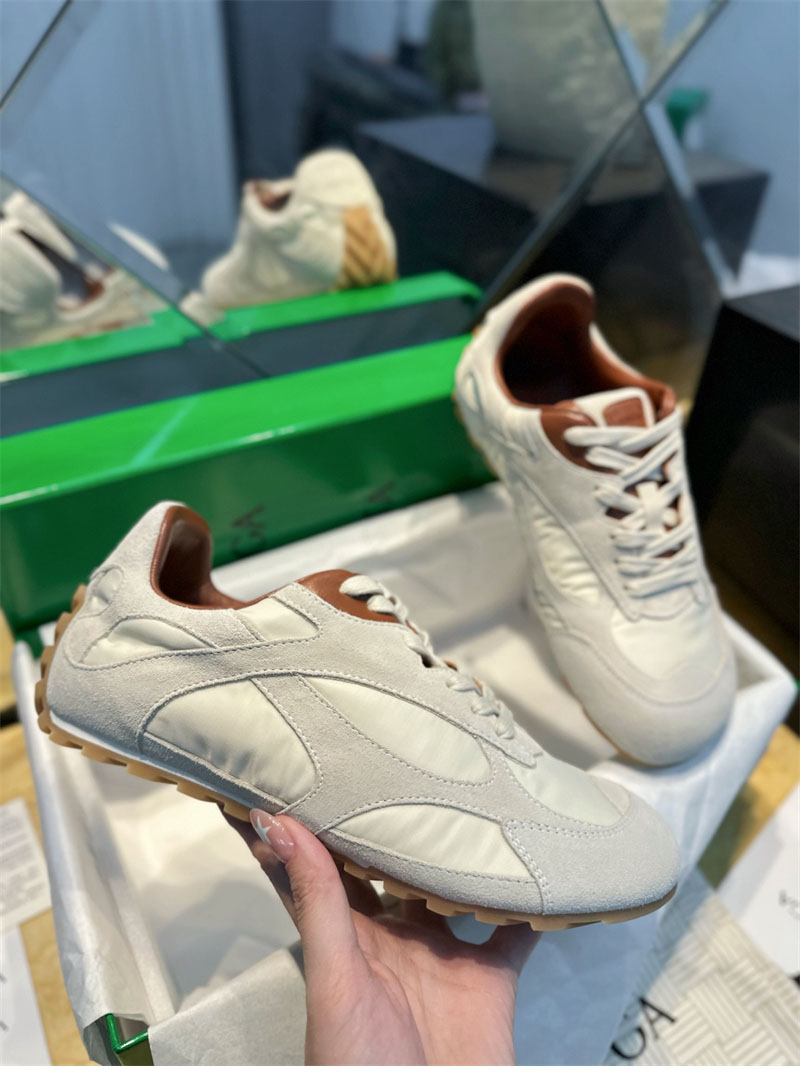 보테가베네타 오르빗 플래시 스니커즈