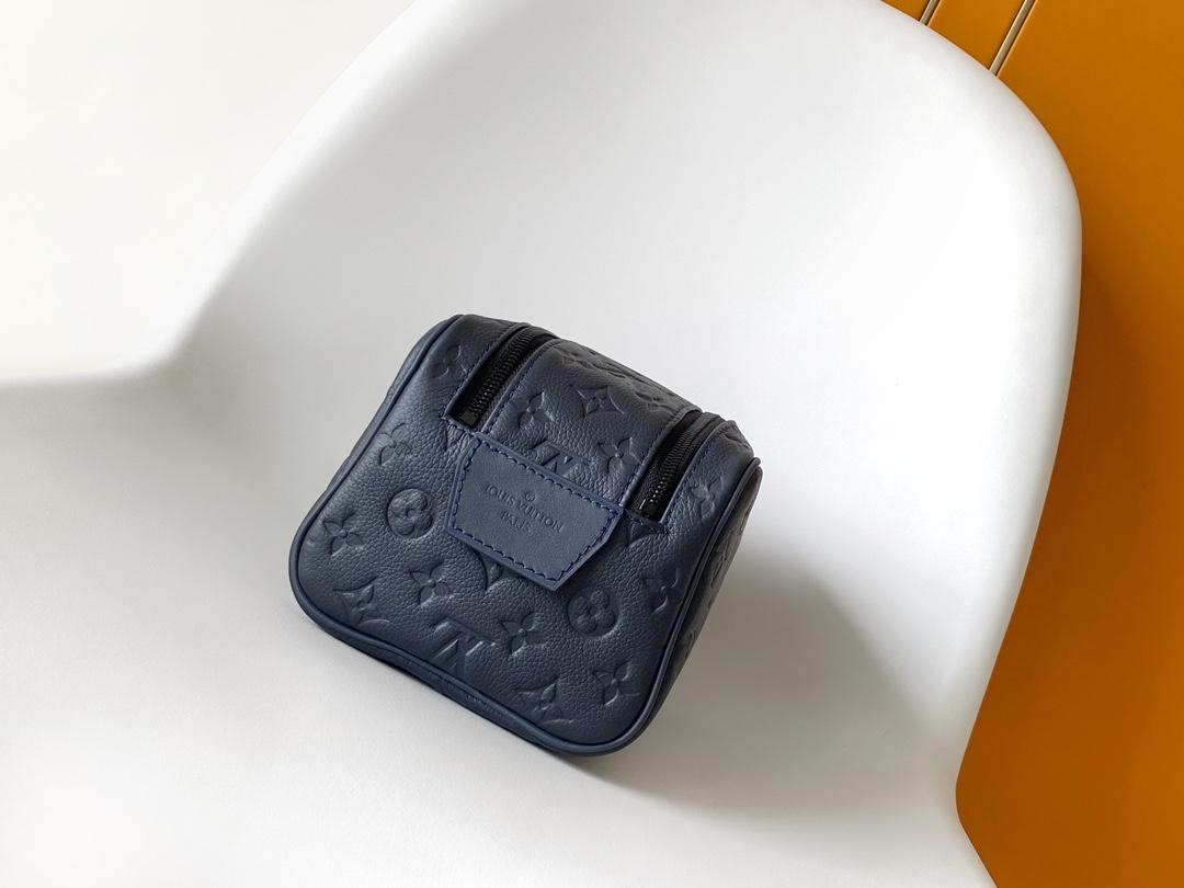Louis Vuitton Dopp Kit
