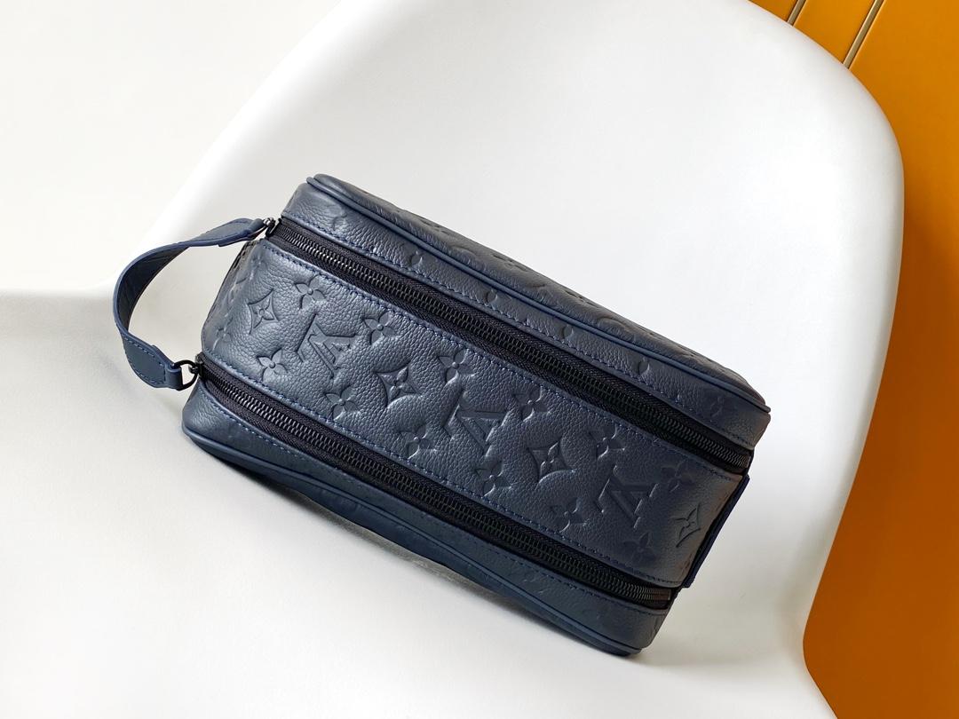 Louis Vuitton Dopp Kit