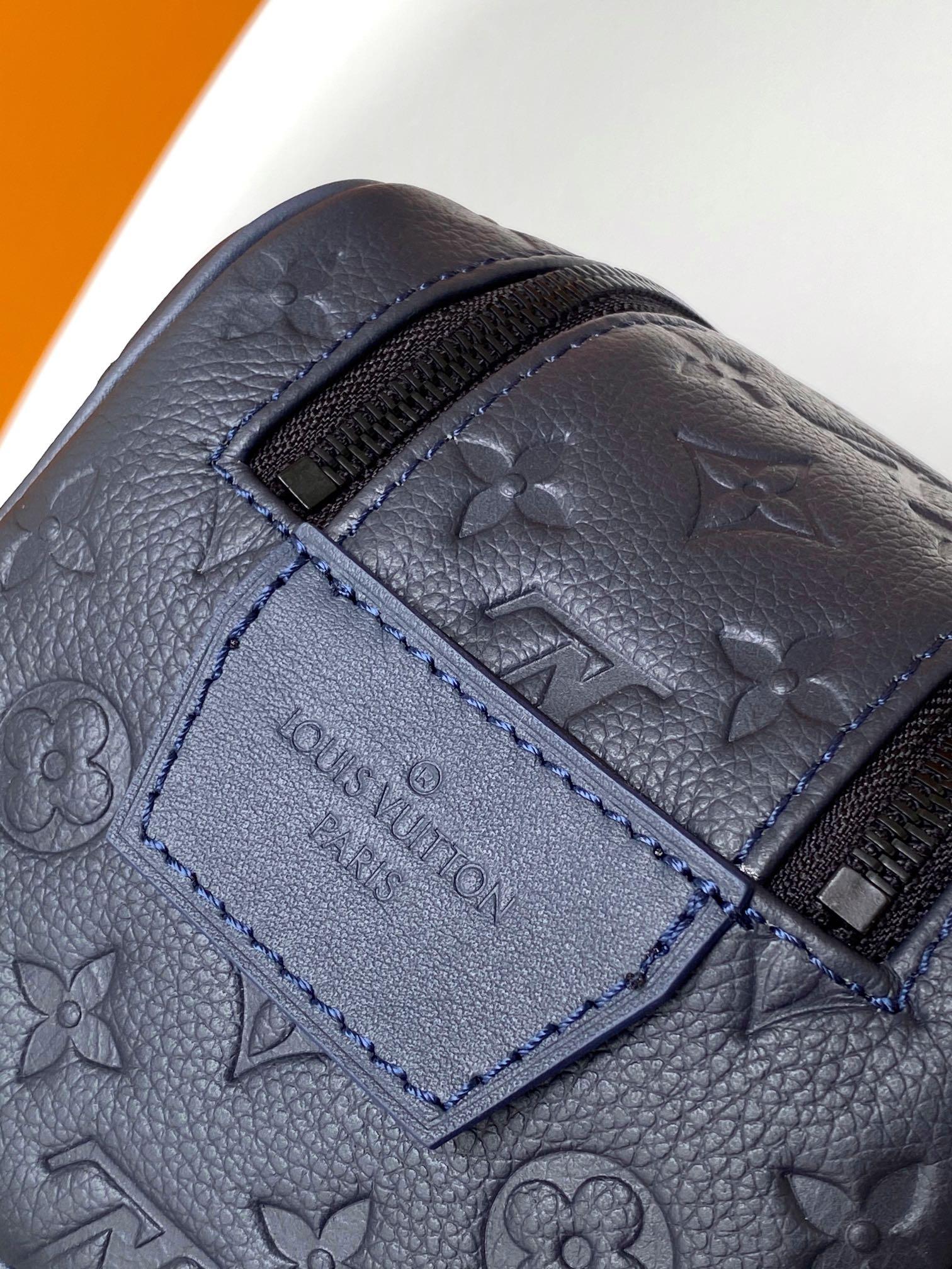 Louis Vuitton Dopp Kit