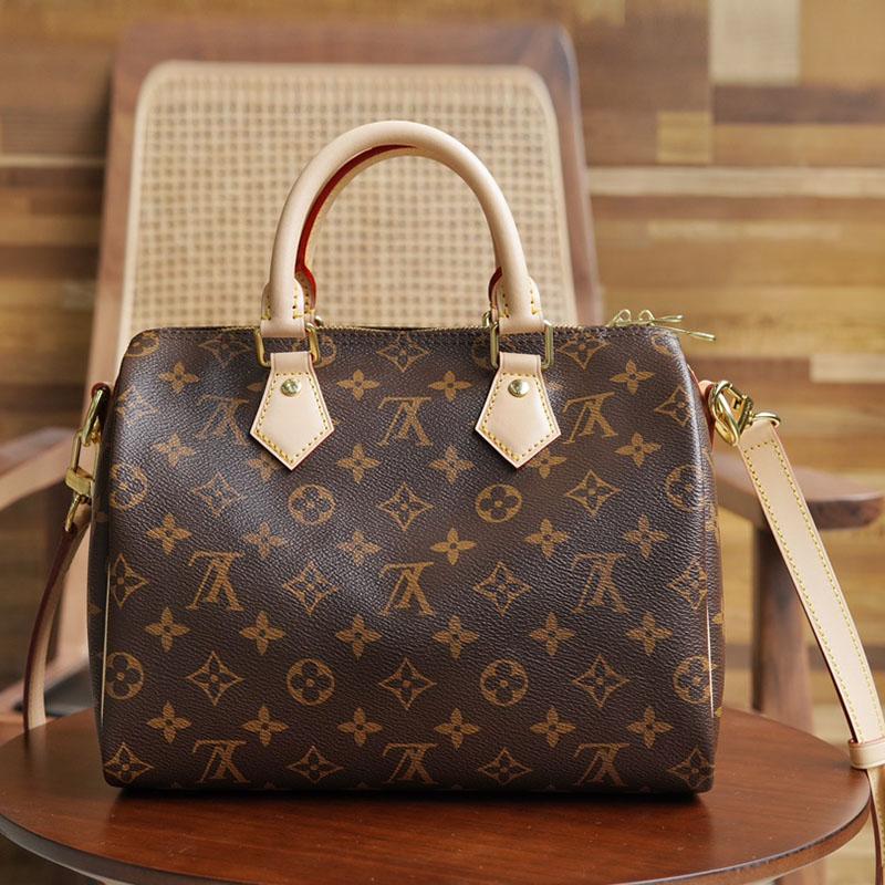 루이비통 스피디 나노 모노그램 크로스백 M41113