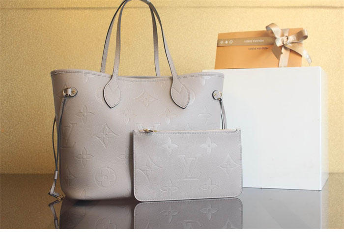 루이비통 네버풀 MM 토트백 앙프렝트 모노그램 M45686