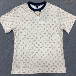루이비통 3D 모노그램 그래픽 레큘러 핏 반팔 티셔츠