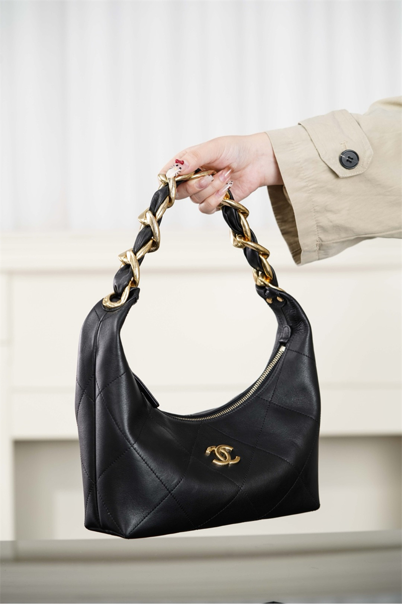 샤넬 25k 호보백 블랙 골드 메탈