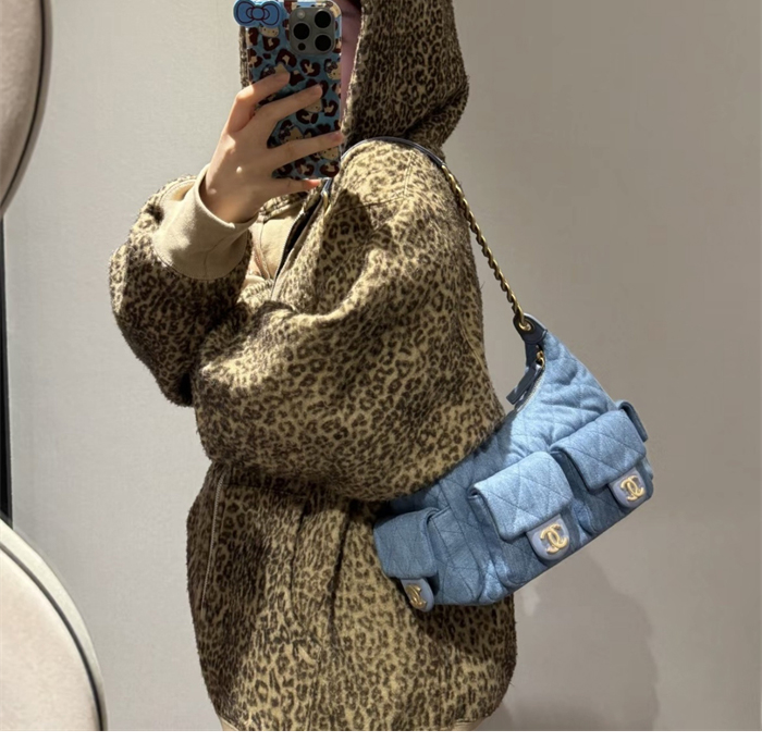 샤넬 25c 맥시 호보백