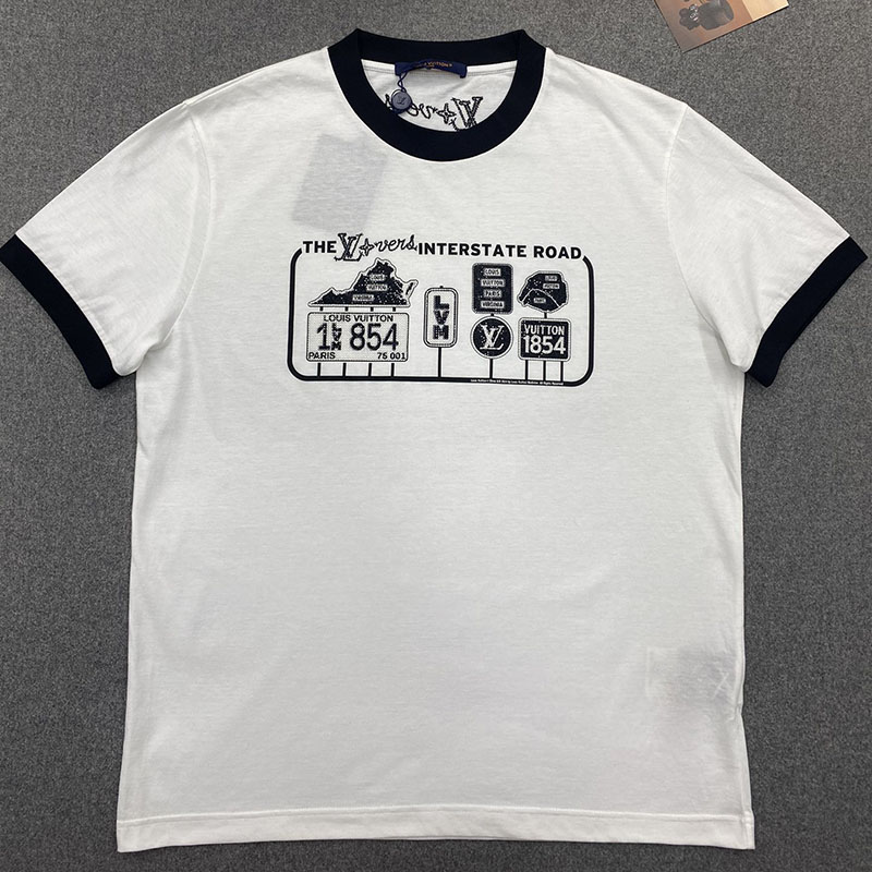 루이비통 엠벨리시드 LV 러버스 프린트 반팔 티셔츠 1AFXNX