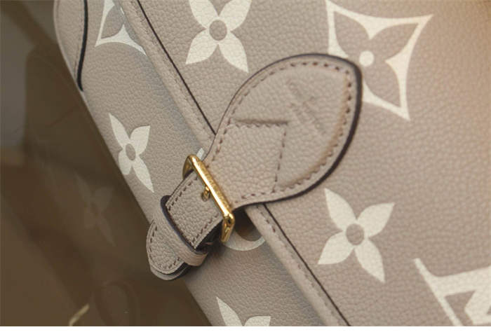 루이비통 다이앤 앙프렝뜨 모노그램 M46583