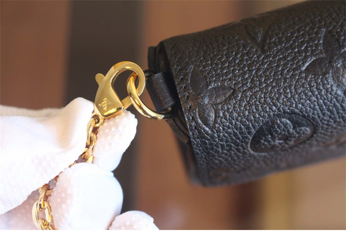 루이비통 포쉐트 펠리시 앙프렝뜨 모노그램 M64064