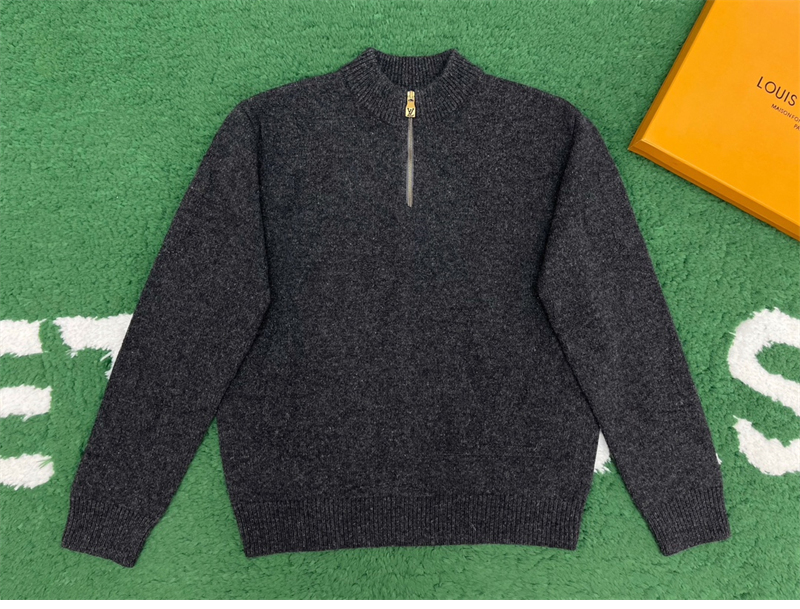 루이비통 x 박서보 모노그램 자카드 울 하프집업 풀오버 니트