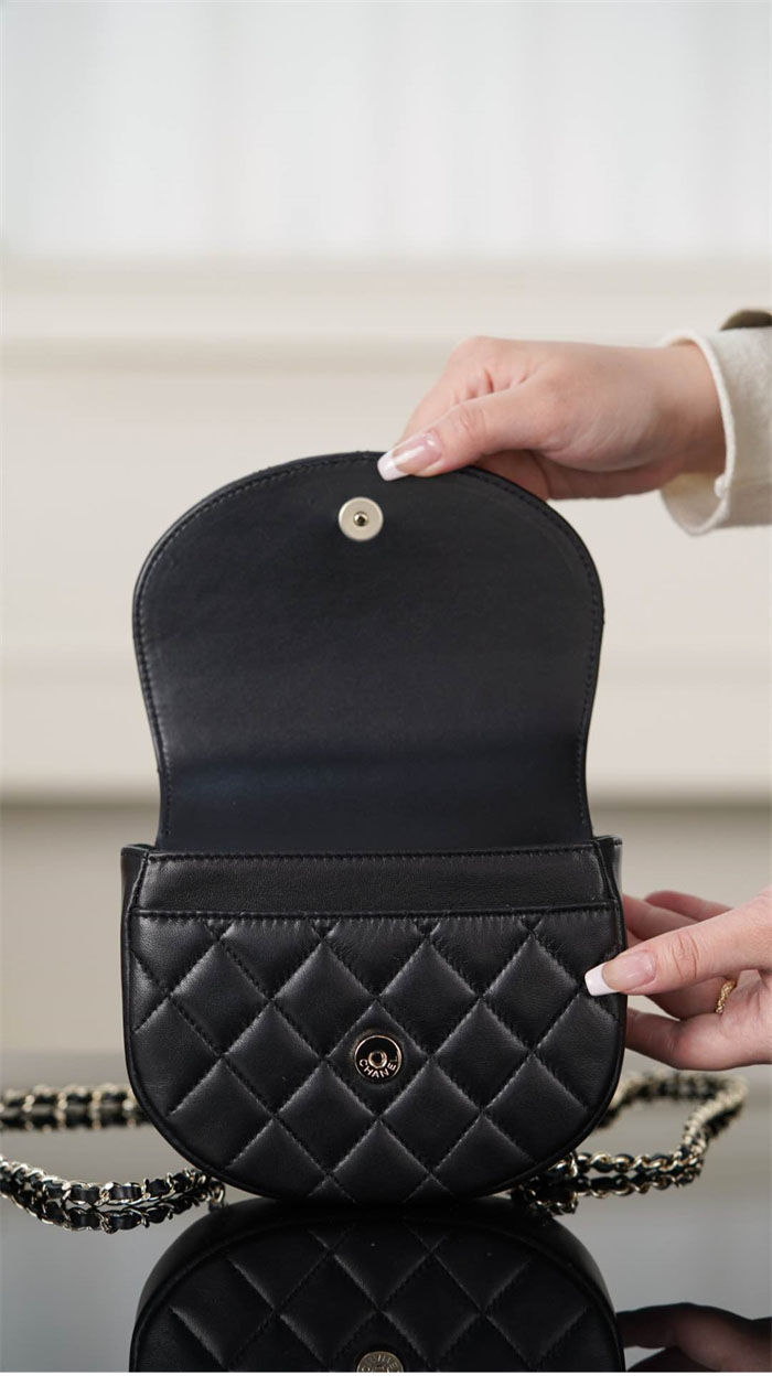 샤넬 25c 체인 클러치 크로스백