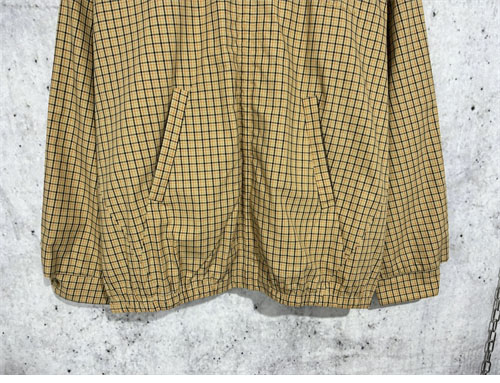 미우미우 24SS 로고 체크 자켓