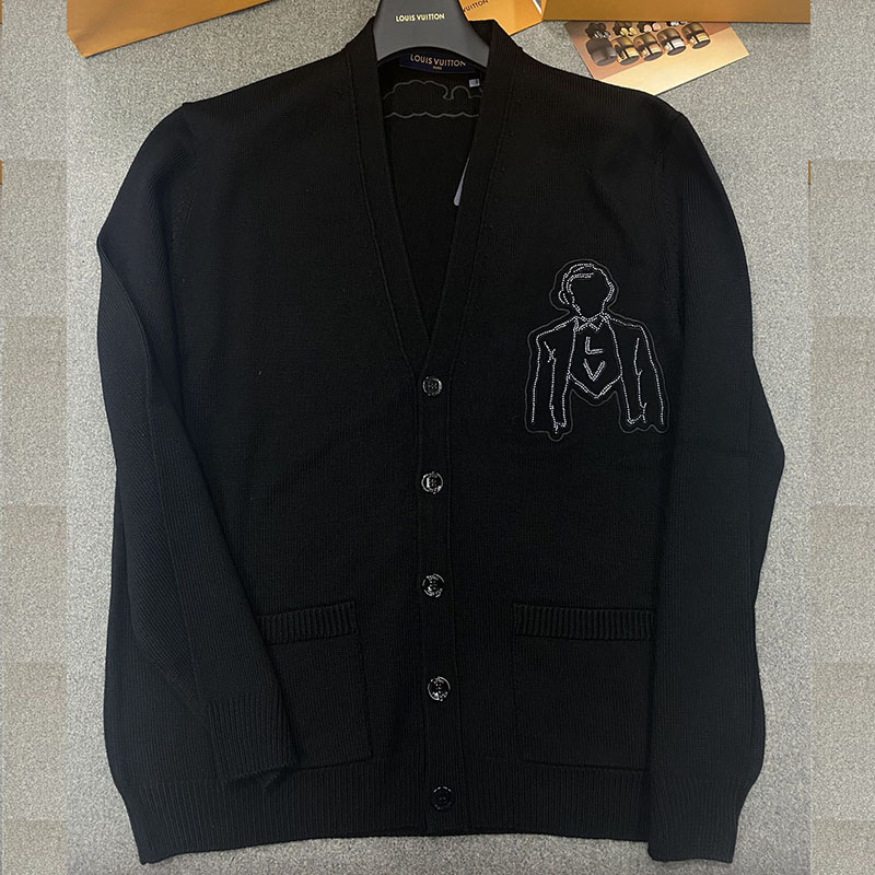 루이비통 메리노 울 자수 가디건 1AFAON