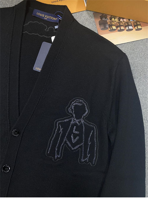 루이비통 메리노 울 자수 가디건 1AFAON