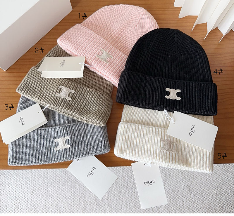 셀린느 25FW 트리옹프 비니