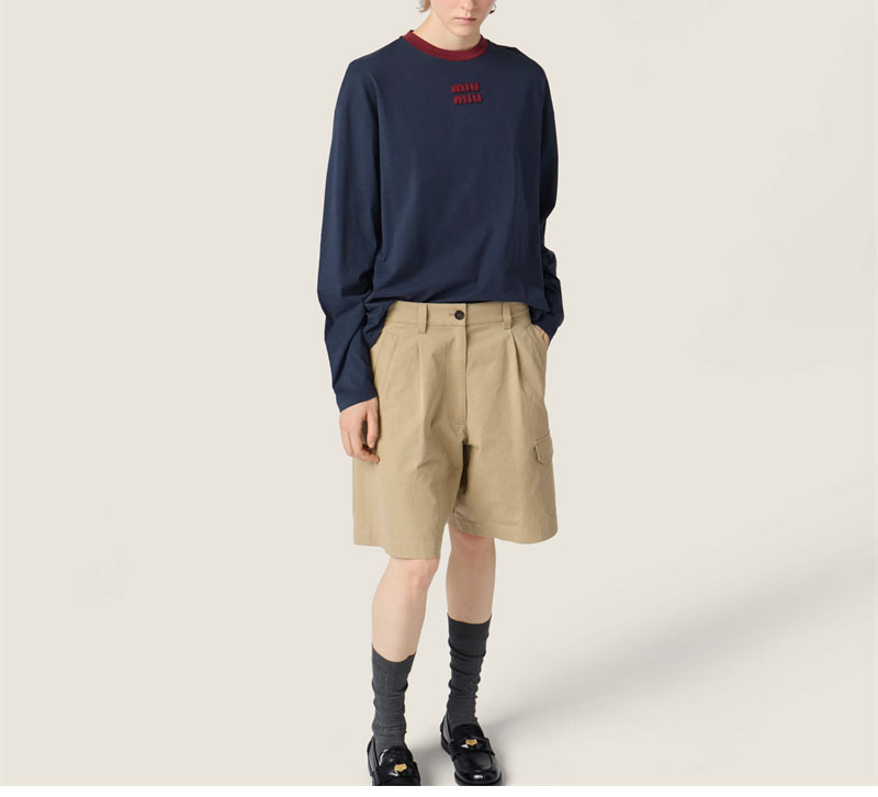 미우미우 로고 자수 코튼 저지 긴팔 티셔츠