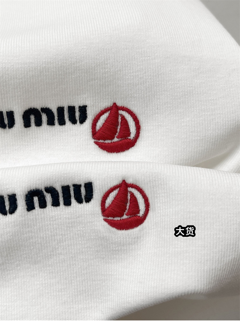 미우미우 x 프티바토 로고 반팔티셔츠