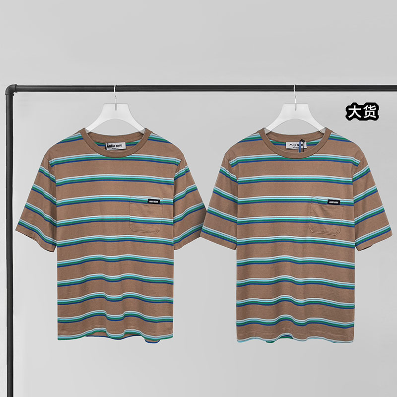 미우미우 로고 패치 스트라이프 반팔 티셔츠
