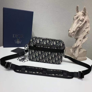 Dior Safari Messenger bag