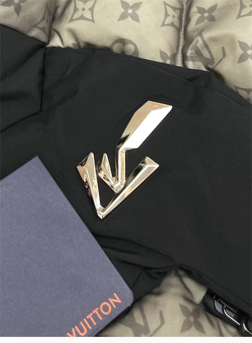 루이비통 2054 히트 리액티브 푸퍼