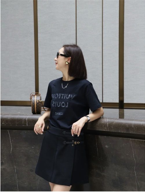 루이비통 로고 프린트 티셔츠 1A84CP