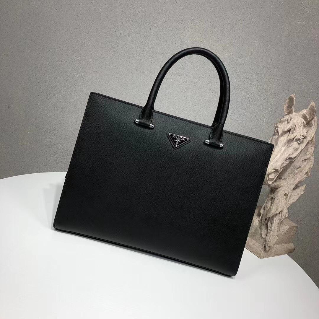 프라다 Saffiano Tote