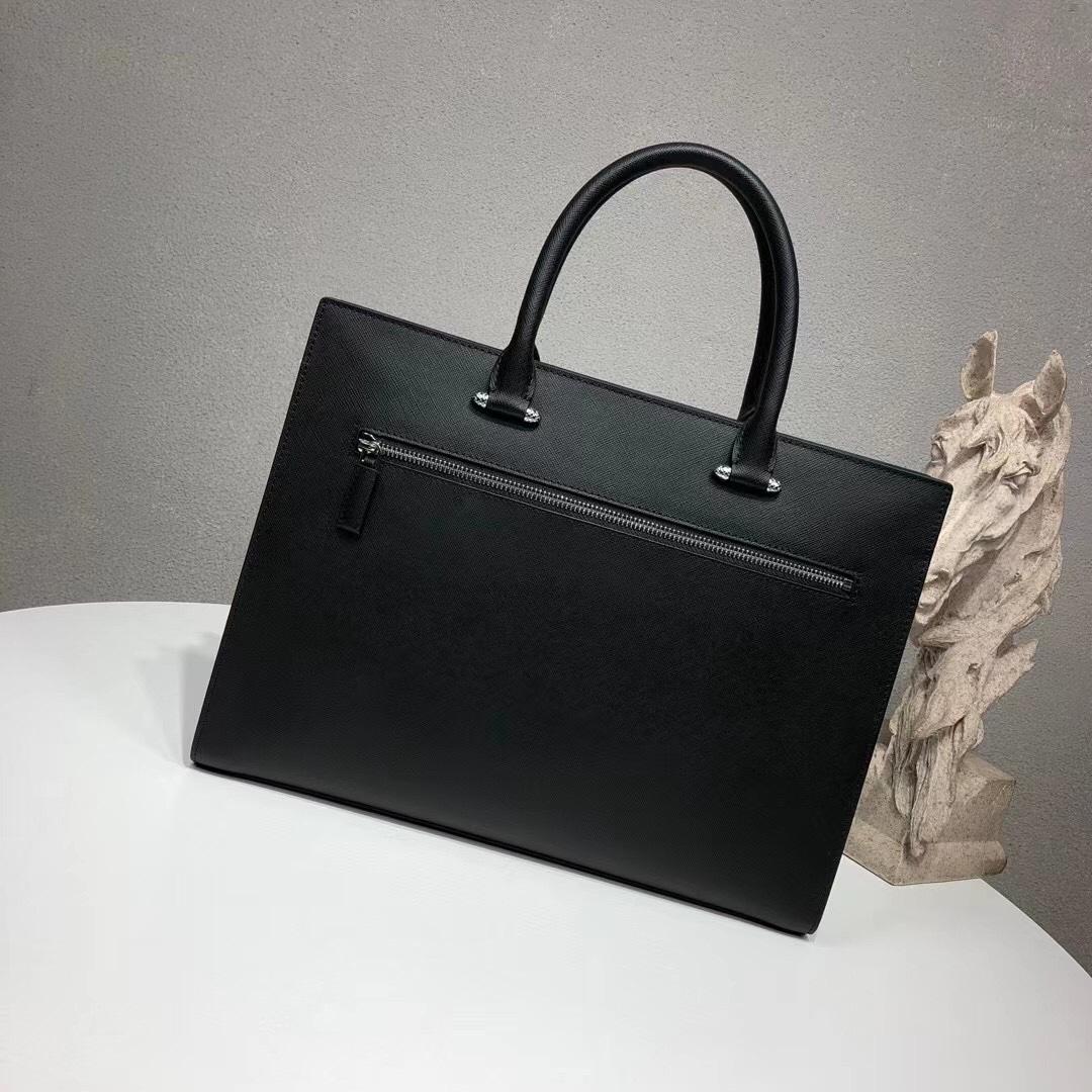 프라다 Saffiano Tote