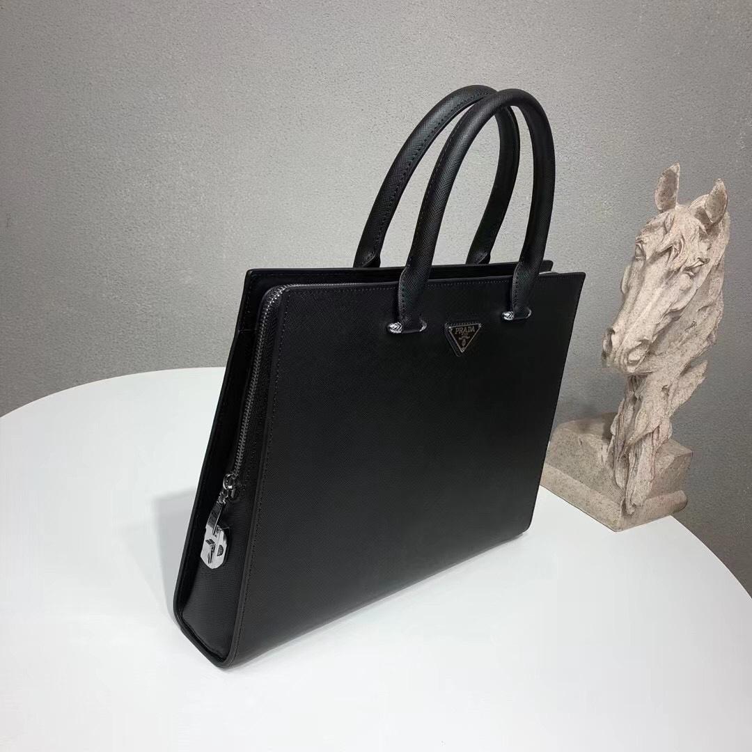 프라다 Saffiano Tote