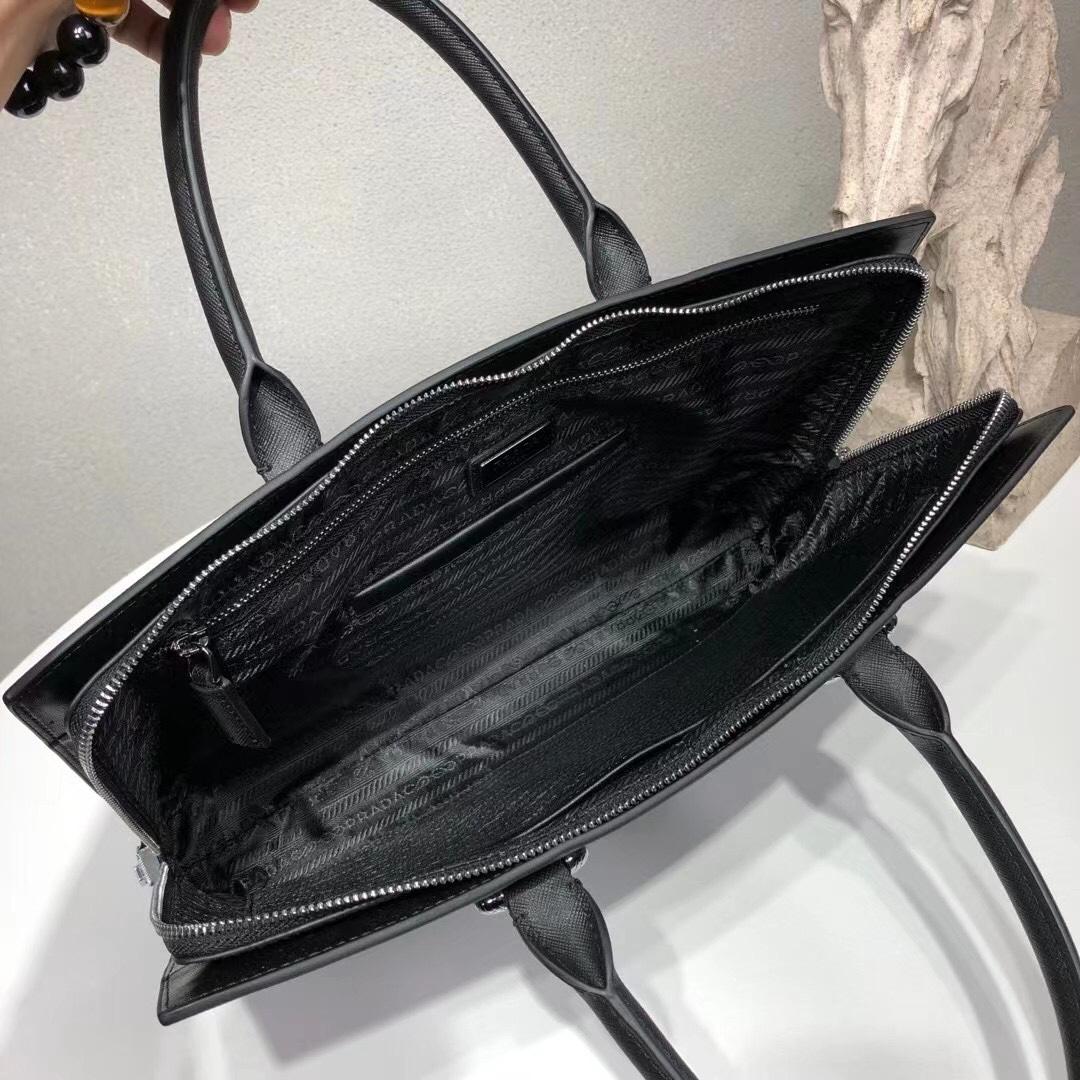 프라다 Saffiano Tote