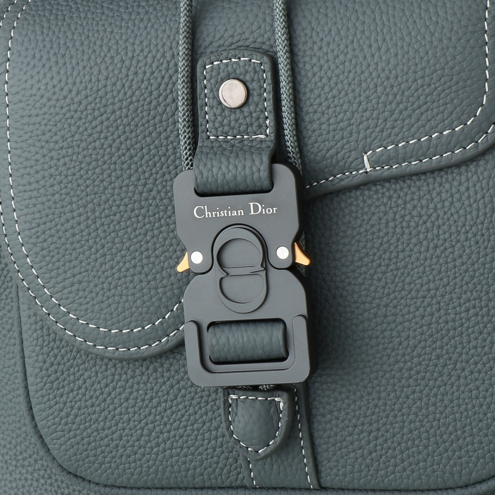 디올 Saddle Backpack With Flap