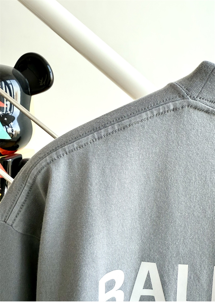 발렌시아가 25SS 스트라스 반팔 티셔츠