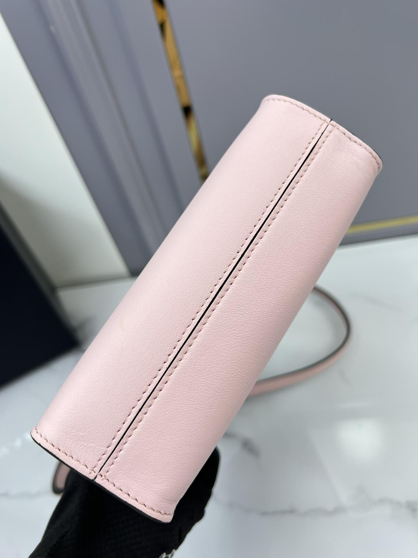 프라다 Leather Handbag