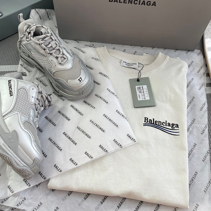 발렌시아가 웨이브로고 자수 반팔 티셔츠