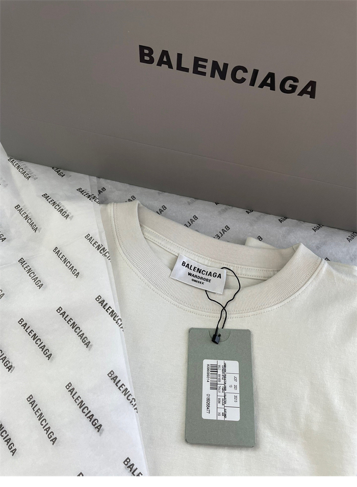 발렌시아가 웨이브로고 자수 반팔 티셔츠