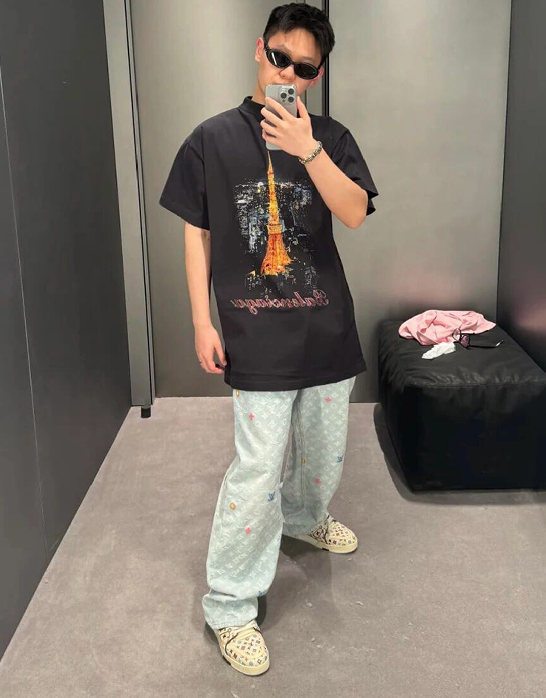 발렌시아가 파리 리버티 문 미디엄 핏 반팔 티셔츠 “2COLOR”