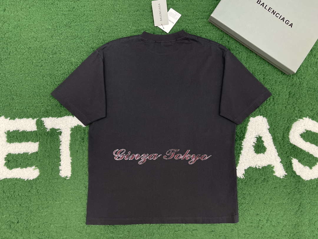 발렌시아가 파리 리버티 문 미디엄 핏 반팔 티셔츠 “2COLOR”