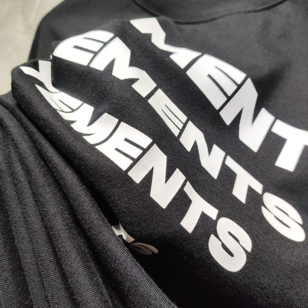 베트멍 PYRAMID 로고 반팔 티셔츠 블랙