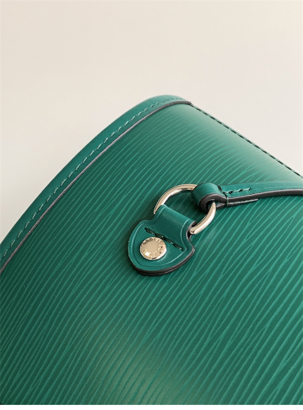 루이비통 에삐 네버풀 MM 토트백