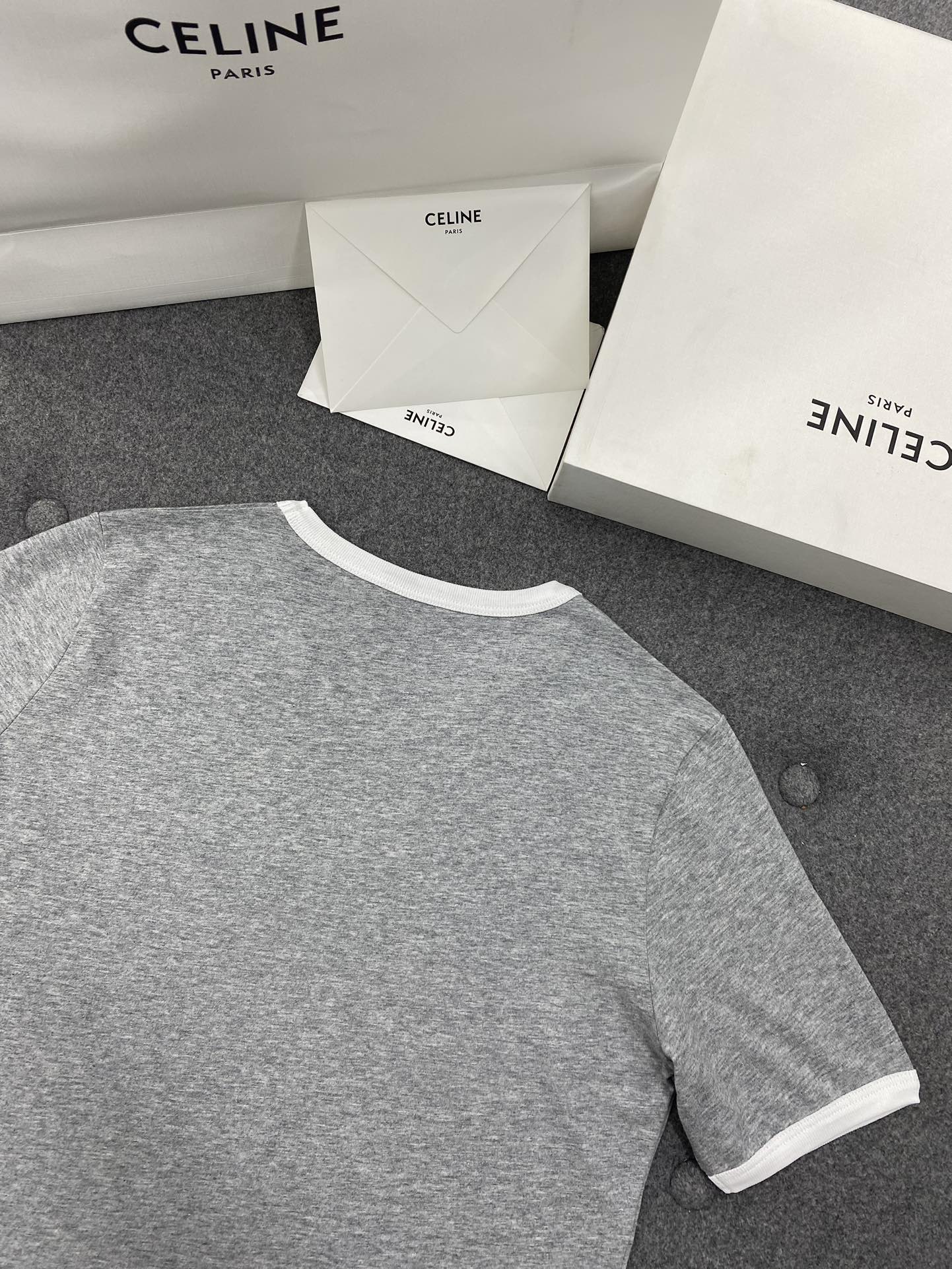 셀린느 70’S 트리옹프 코튼 저지 반팔 티셔츠