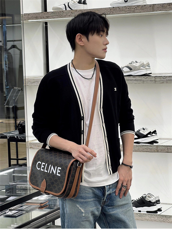 셀린느 트리옹프 V넥 울 가디건